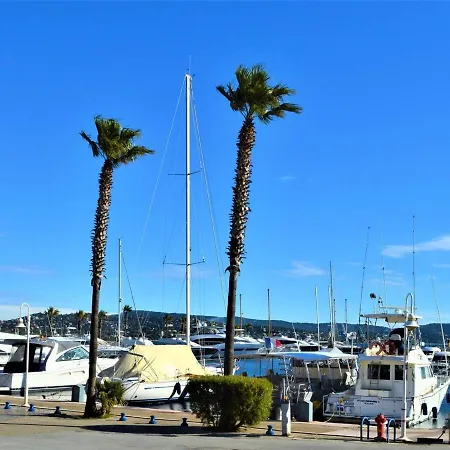 Bord De A Avec Climatisation Et Parking - Fr-1-226b-13 *